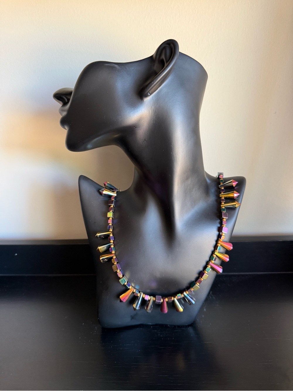 Multicolored Spike Pendant Necklace for Women - Vibrant Statement